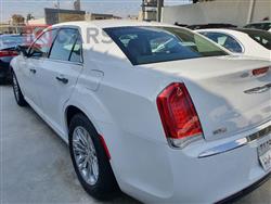 کرایسلەر 300